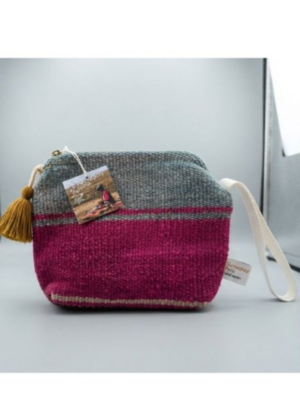 NWT SUMAQKAY PERU Hand Woven CLUTCH BAG 10" X 7" LINED SOFT 100% WOOL ZIP